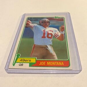 Joe Montana RC Rookie 1981 Topps Football Card San Francisco 49ers #216 Vintage